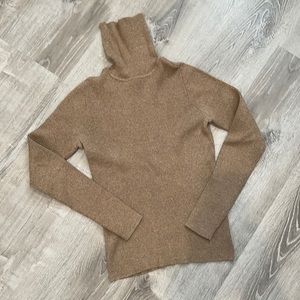 Gap fitted ribbed turtleneck sweater L